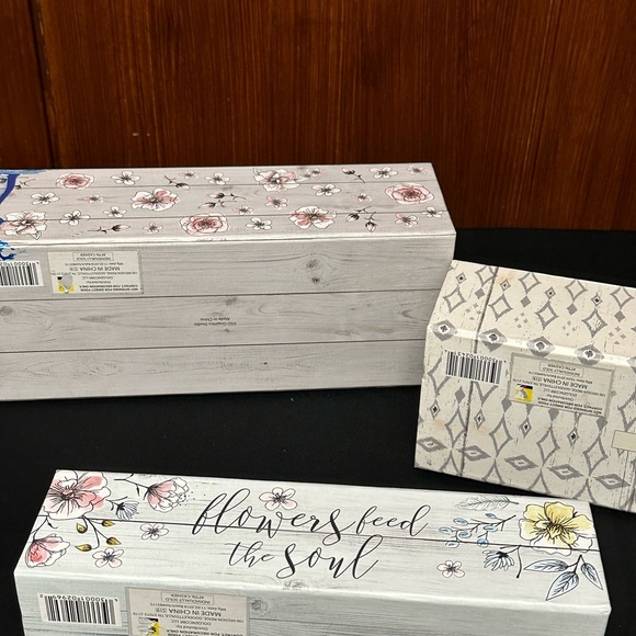 3 Decorative Storage magnetic flip boxes - Picture 11 of 16